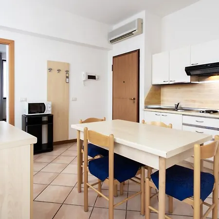 Residenza Cavour פארמה