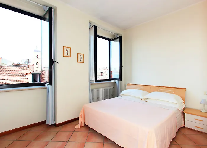 Residenza Cavour Apartahotel Parma