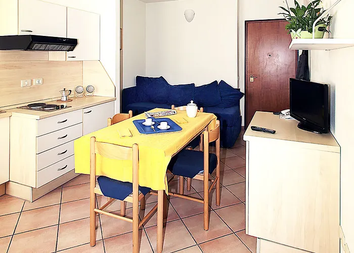 Residenza Cavour Apartahotel Parma